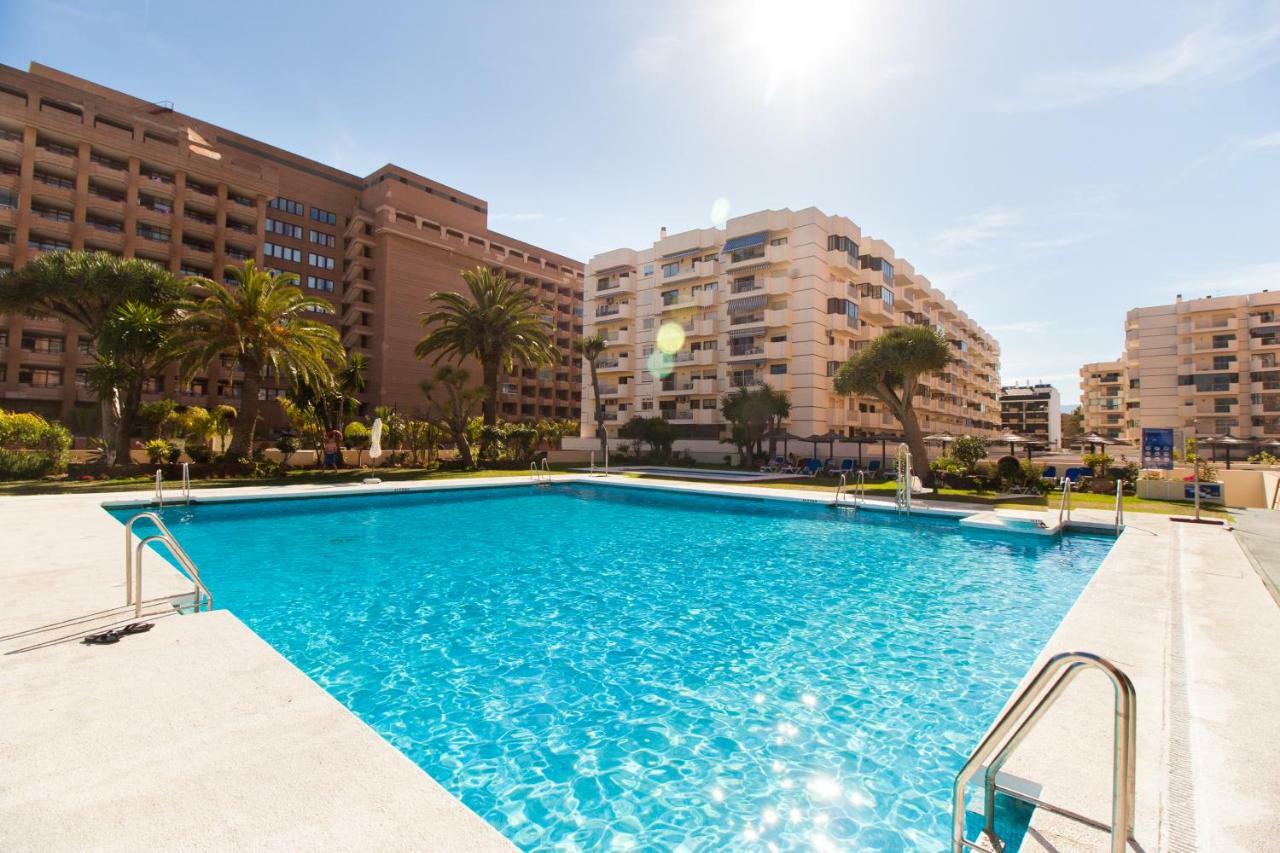 Hotel Apartamento Pyr Fuengirola Private Sunny Pool Side Екстер'єр фото